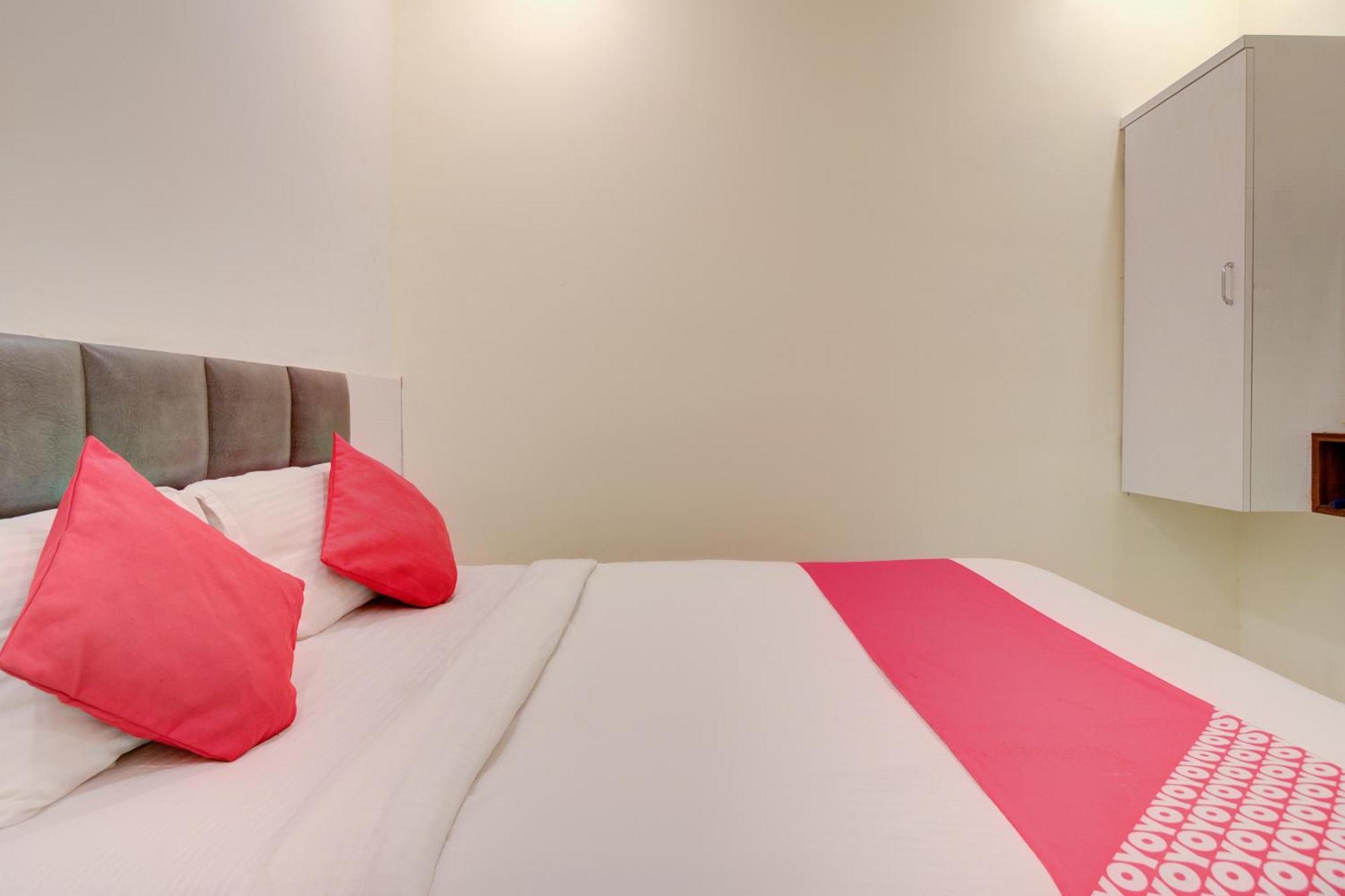 Hotel O Royal Orbit มุมไบ ภายนอก รูปภาพ