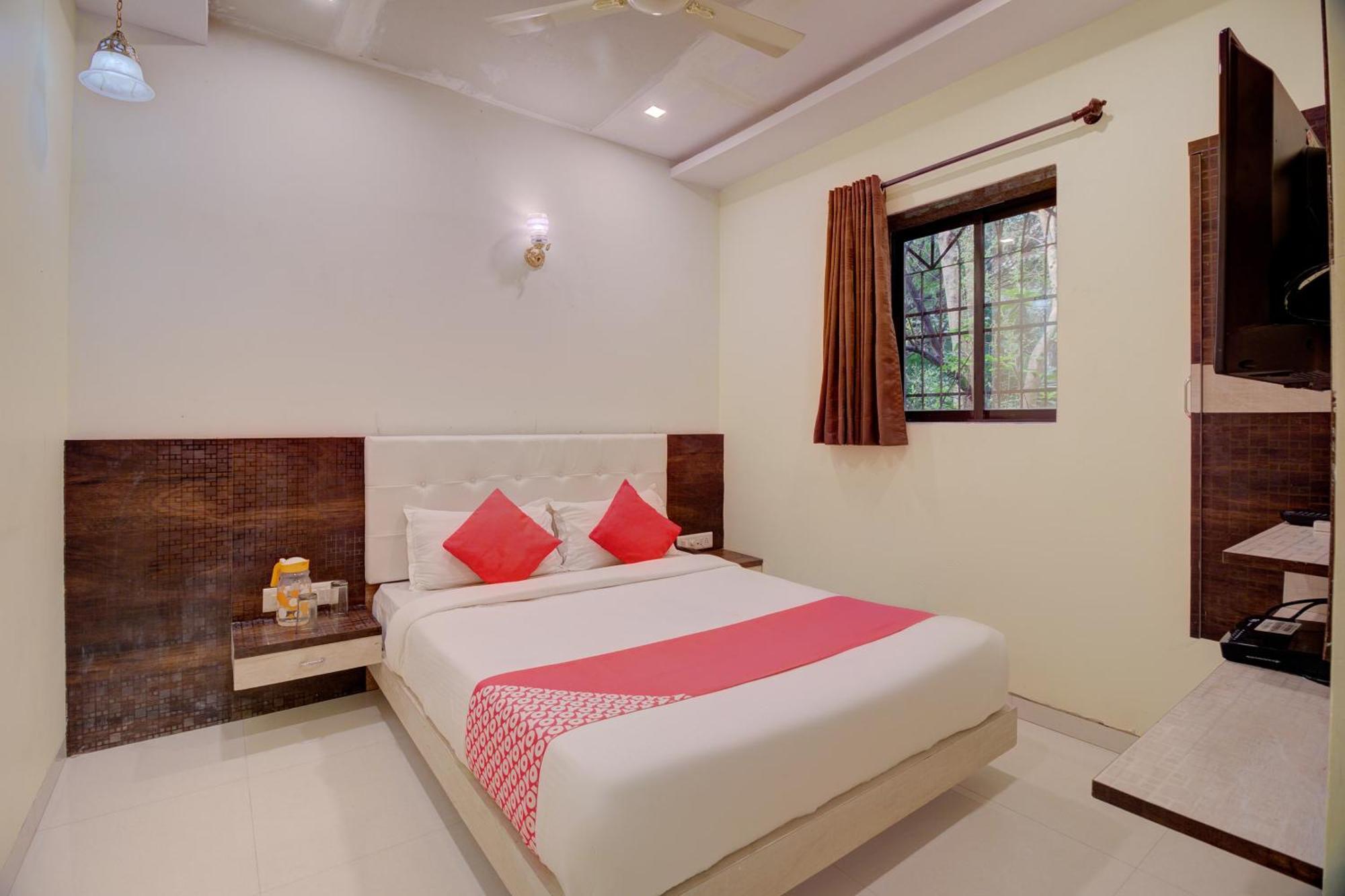 Hotel O Royal Orbit มุมไบ ภายนอก รูปภาพ